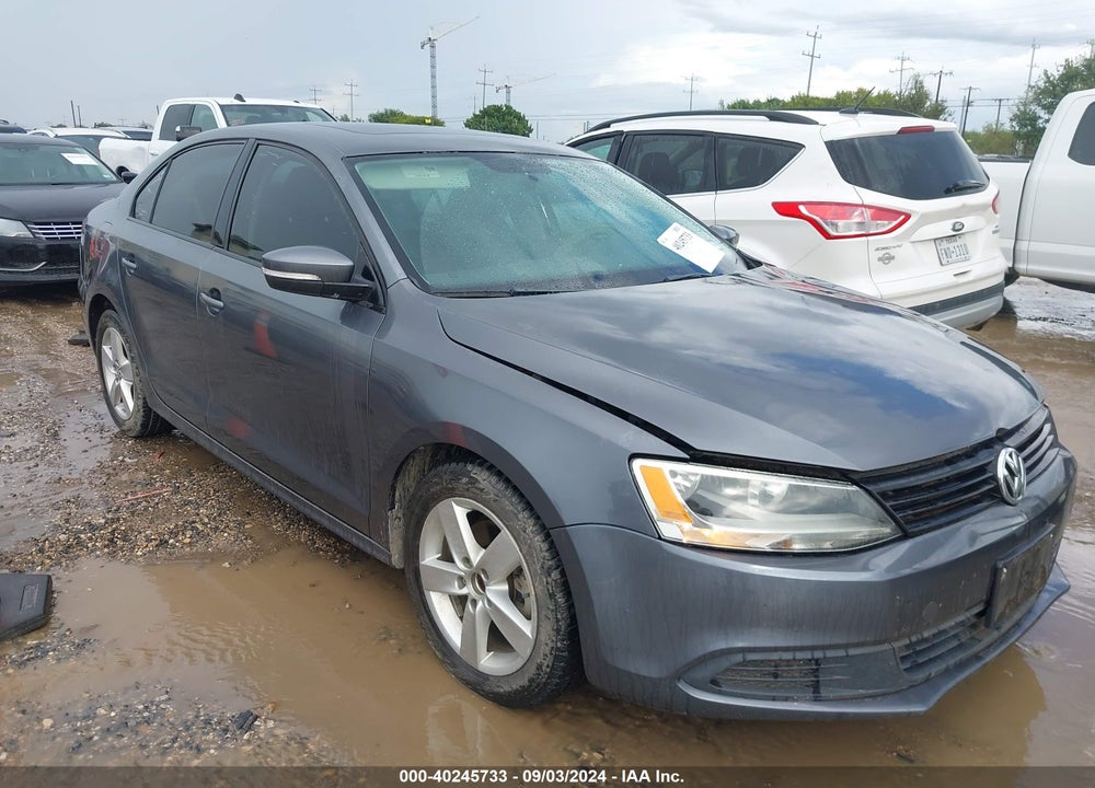 2012 VOLKSWAGEN JETTA 2.0L TDI VIN: 3VWLL7AJ4CM338553