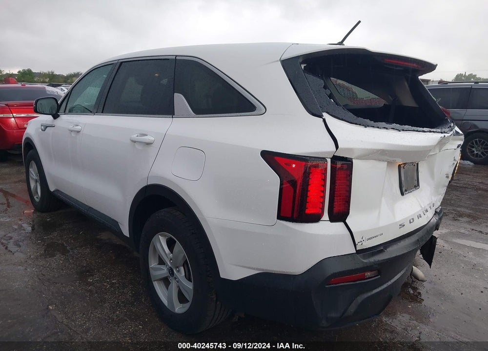 2022 KIA SORENTO LX VIN: 5XYRG4LC5NG112262