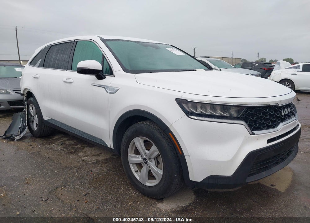2022 KIA SORENTO LX VIN: 5XYRG4LC5NG112262