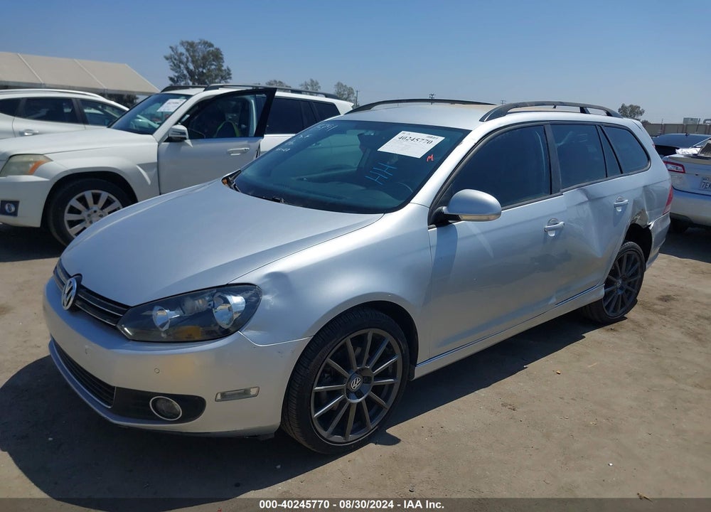 2013 VOLKSWAGEN JETTA SPORTWAGEN 2.5L S/2.5L SE VIN: 3VWPP7AJ5DM692282