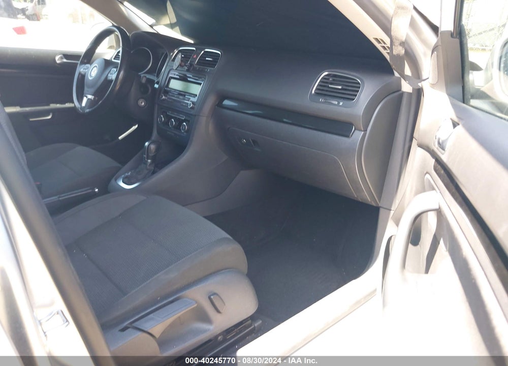 2013 VOLKSWAGEN JETTA SPORTWAGEN 2.5L S/2.5L SE VIN: 3VWPP7AJ5DM692282