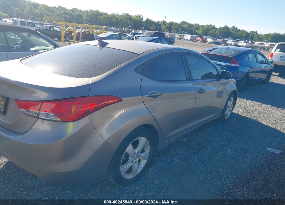 2012 HYUNDAI ELANTRA GLS VIN: 5NPDH4AE2CH136360