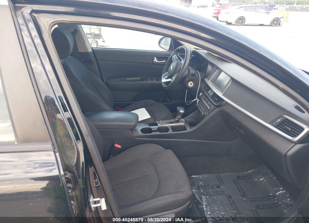 2019 KIA OPTIMA LX VIN: 5XXGT4L3XKG348778