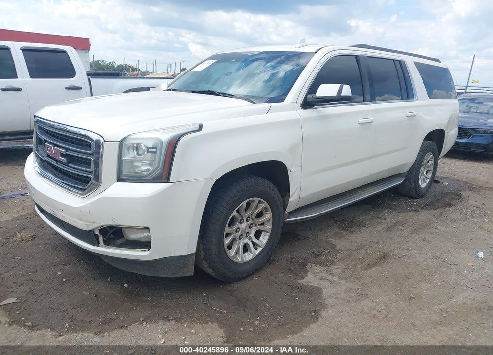 2015 GMC YUKON XL 1500 SLT VIN: 1GKS2HKC4FR545698