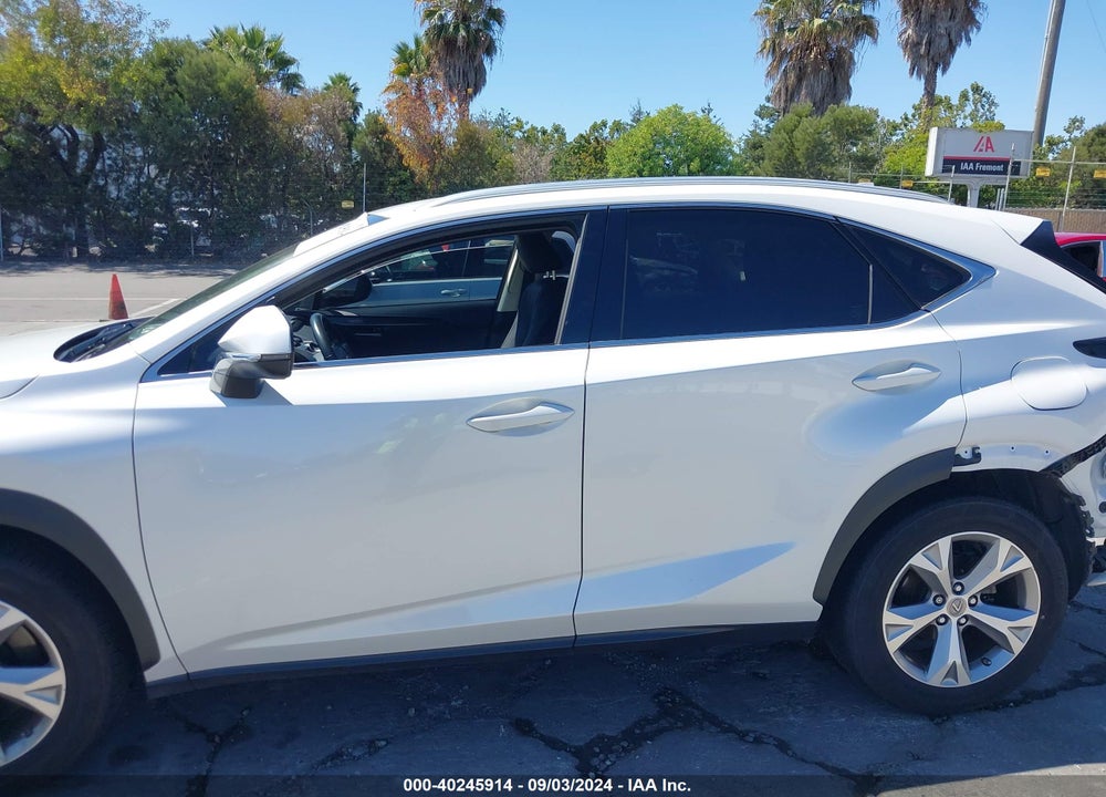 2017 LEXUS NX 200T VIN: JTJYARBZ3H2051313