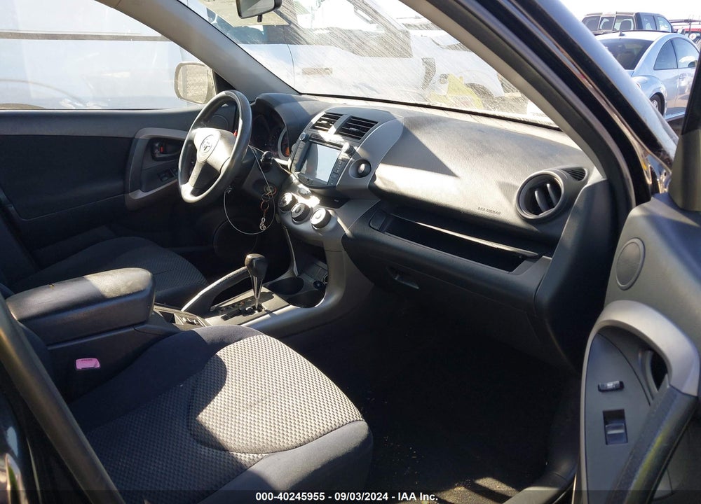 2006 TOYOTA RAV4 SPORT VIN: JTMZD32V066001483