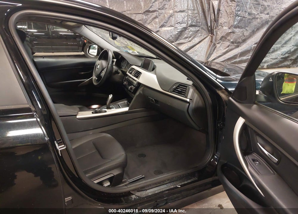2018 BMW 320I XDRIVE VIN: WBA8A3C52JA505555