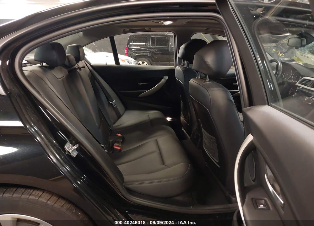 2018 BMW 320I XDRIVE VIN: WBA8A3C52JA505555