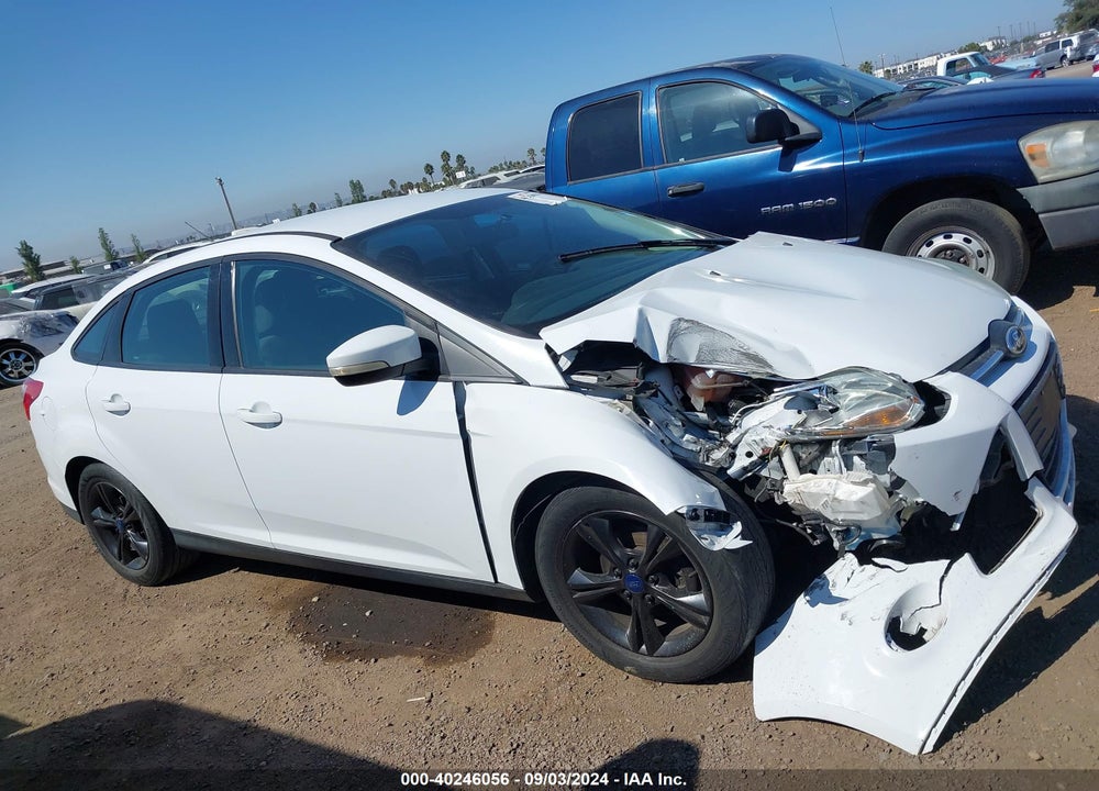2014 FORD FOCUS SE VIN: 1FADP3F26EL230239