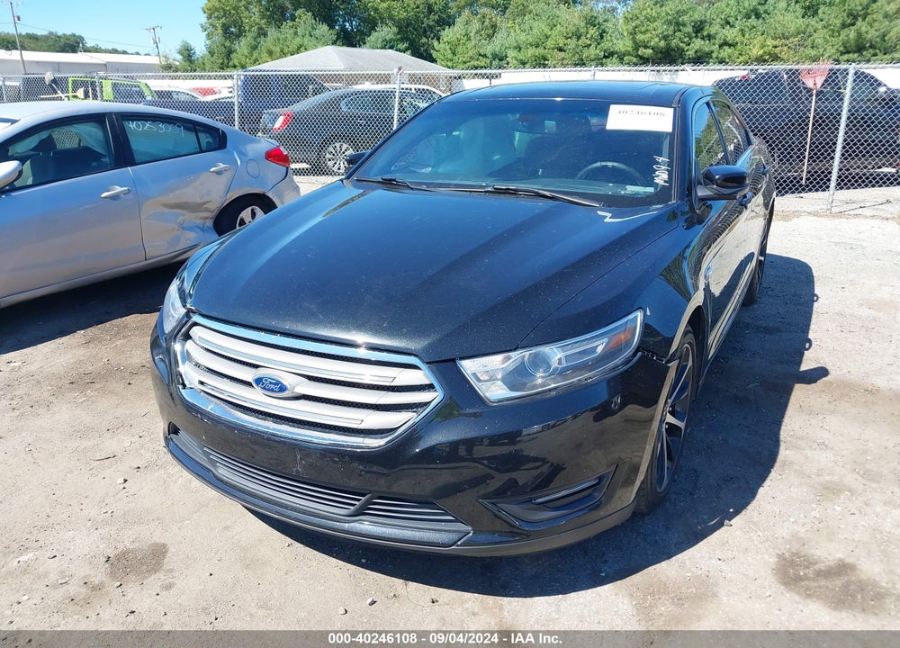 2015 FORD TAURUS SEL VIN: 1FAHP2E82FG177003
