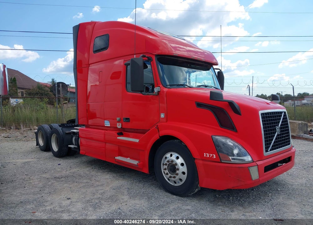 2013 VOLVO VN VIN: 4V4NC9EH0DN564244