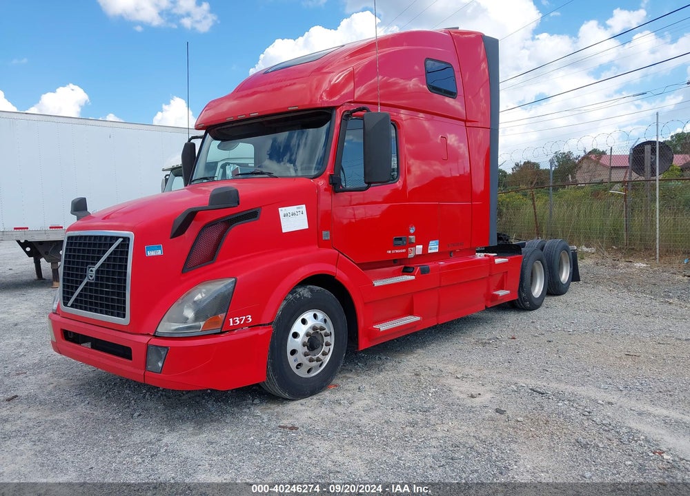 2013 VOLVO VN VIN: 4V4NC9EH0DN564244