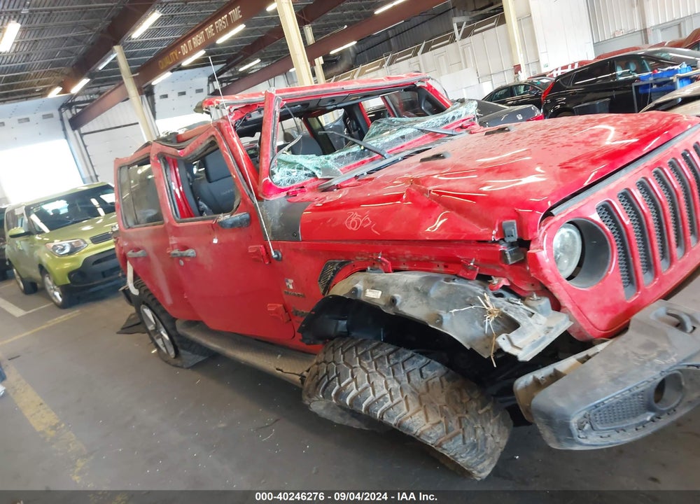 2018 JEEP WRANGLER UNLIMITED SAHARA VIN: 1C4HJXEG8JW233489