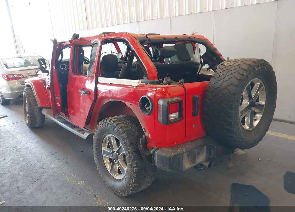 2018 JEEP WRANGLER UNLIMITED SAHARA VIN: 1C4HJXEG8JW233489
