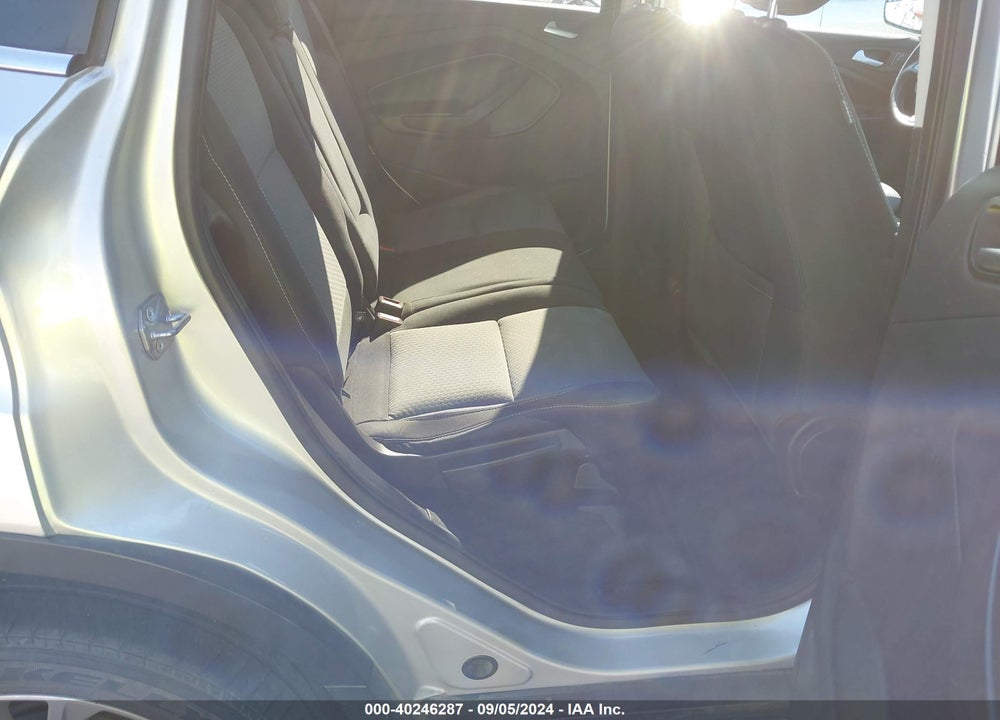 2019 FORD ESCAPE SE VIN: 1FMCU9GD0KUC06568