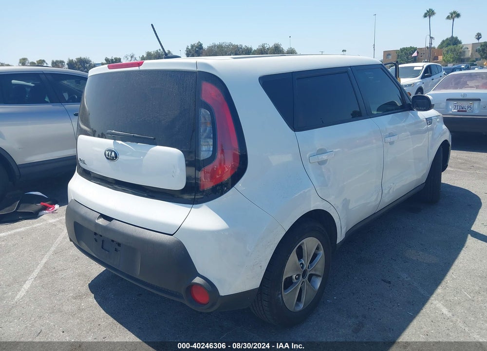 2015 KIA SOUL VIN: KNDJN2A20F7143225