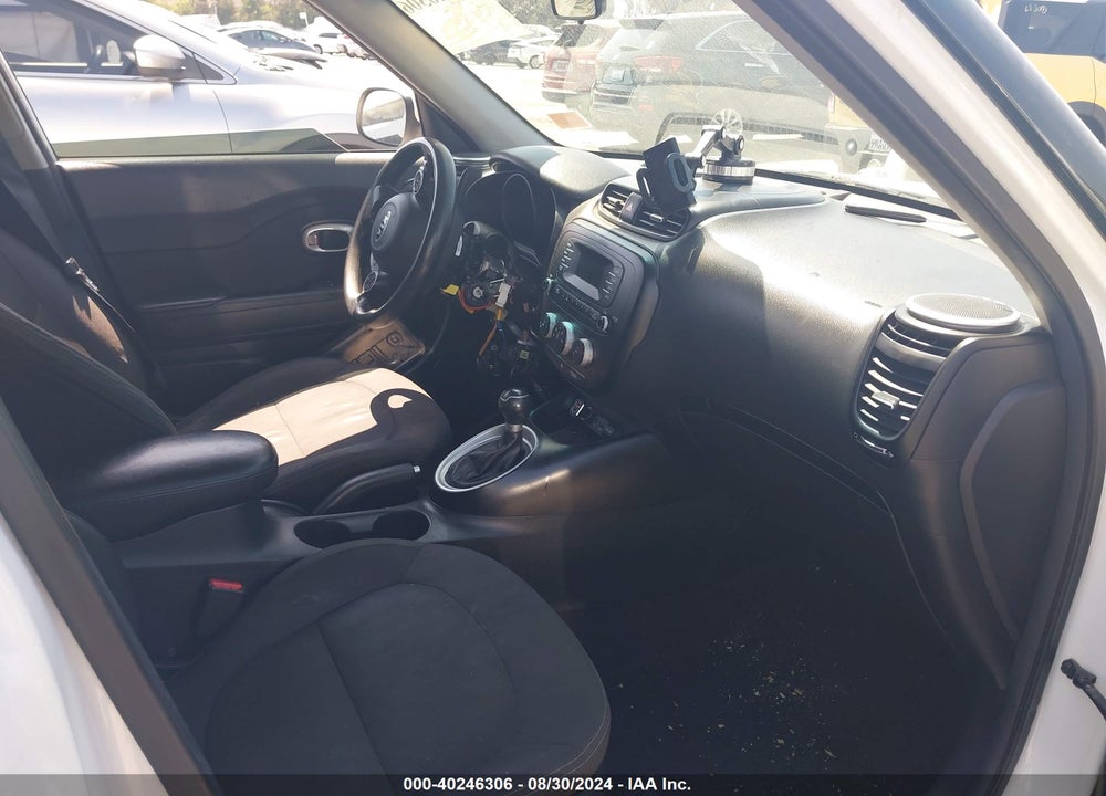 2015 KIA SOUL VIN: KNDJN2A20F7143225