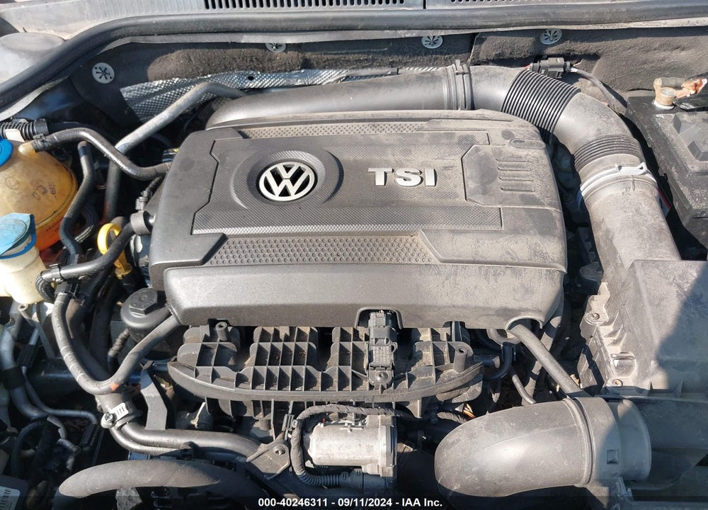 2015 VOLKSWAGEN JETTA VIN: 3VWD07AJ9FM411420