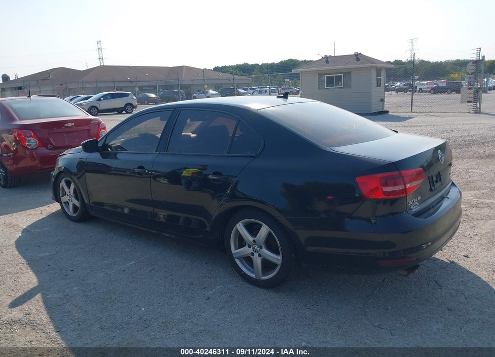 2015 VOLKSWAGEN JETTA VIN: 3VWD07AJ9FM411420
