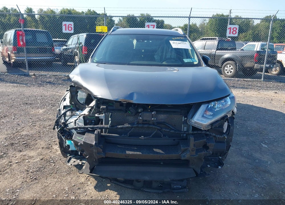 2019 NISSAN ROGUE SV VIN: 5N1AT2MVXKC821729
