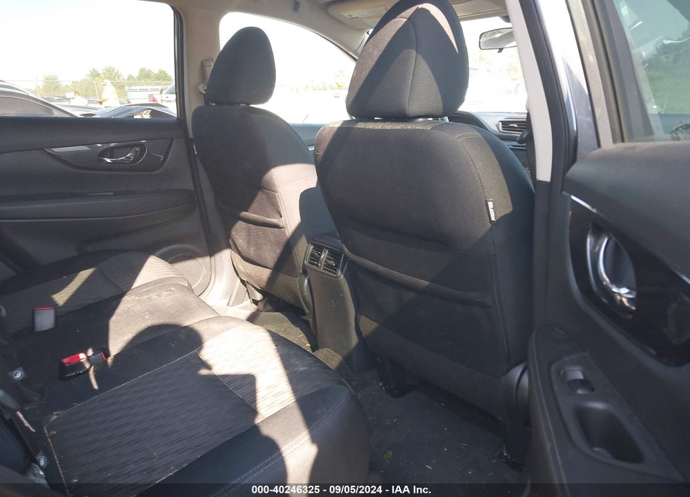 2019 NISSAN ROGUE SV VIN: 5N1AT2MVXKC821729