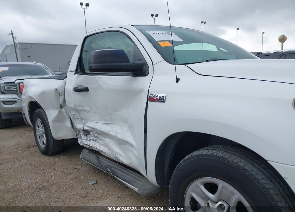 2010 TOYOTA TUNDRA GRADE 5.7L V8 VIN: 5TFJY5F11AX003265