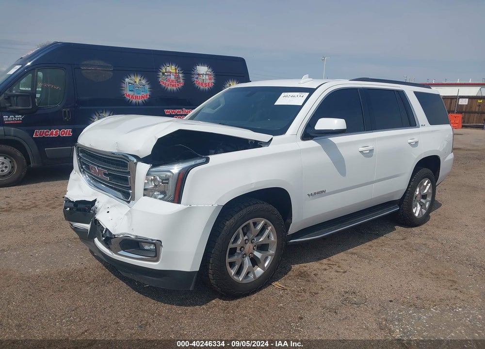 2018 GMC YUKON SLE VIN: 1GKS2AKC1JR360587