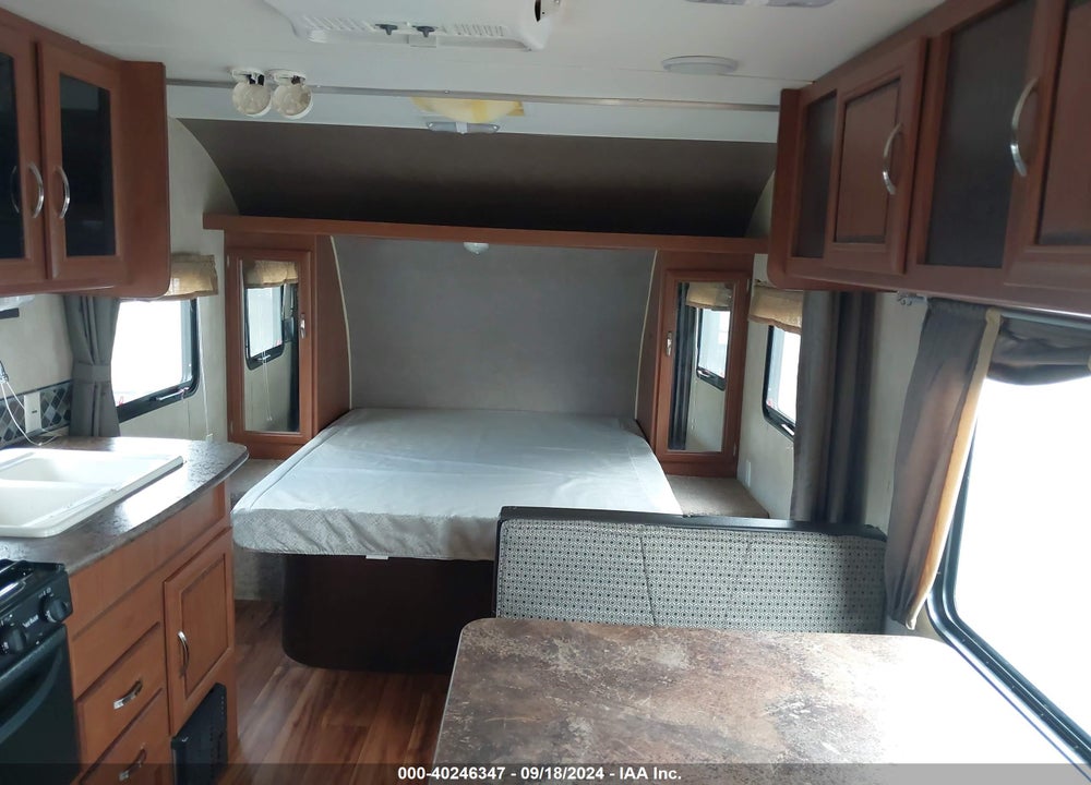2015 FRST RVR-C M-221 SALE VIN: 4X4TSMX29FT109418