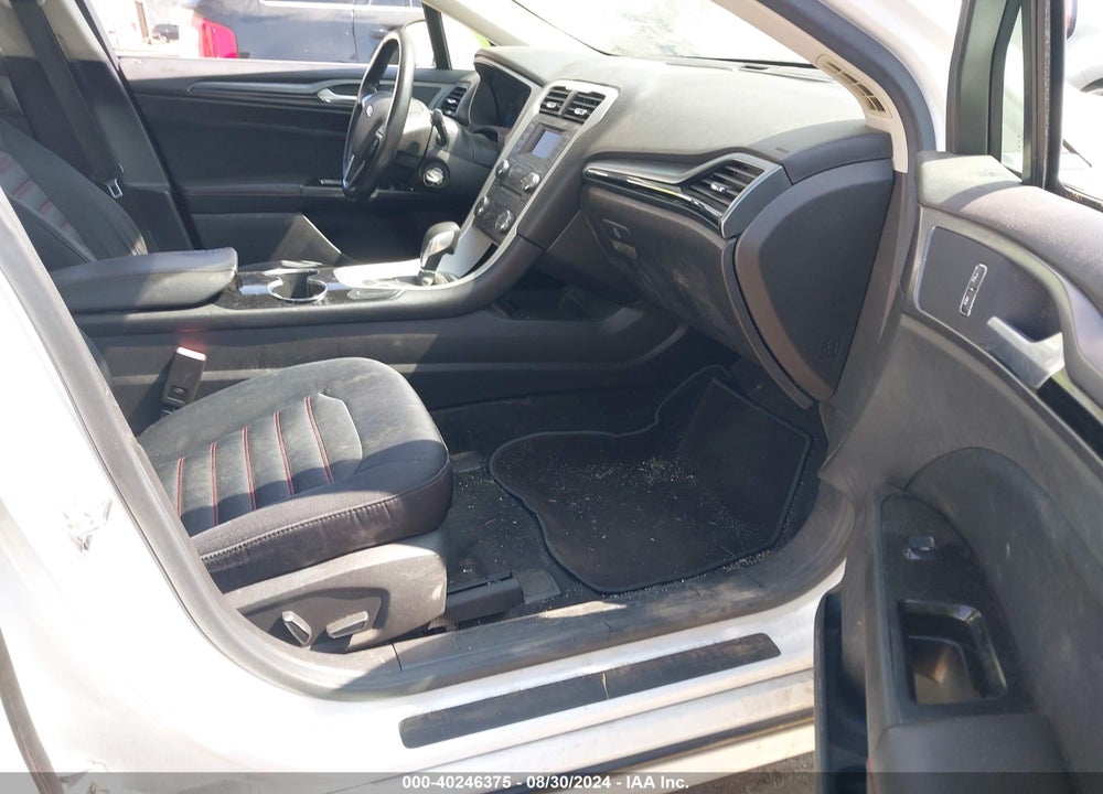 2015 FORD FUSION SE VIN: 3FA6P0HD9FR280965