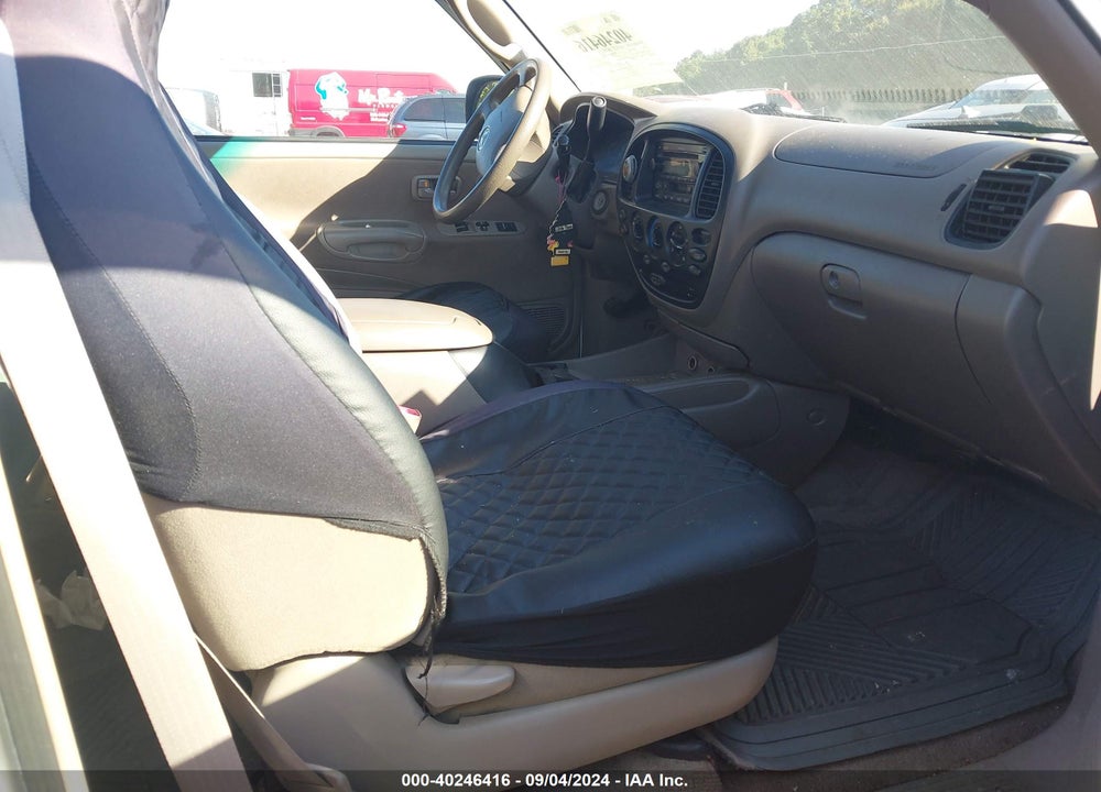 2005 TOYOTA TUNDRA SR5 V8 VIN: 5TBBT44175S465298