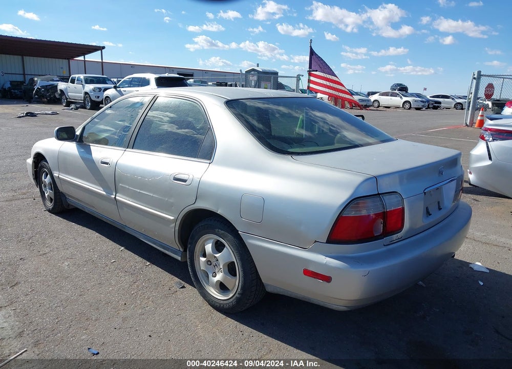 1997 HONDA ACCORD VIN: 1HGCD5601VA063651