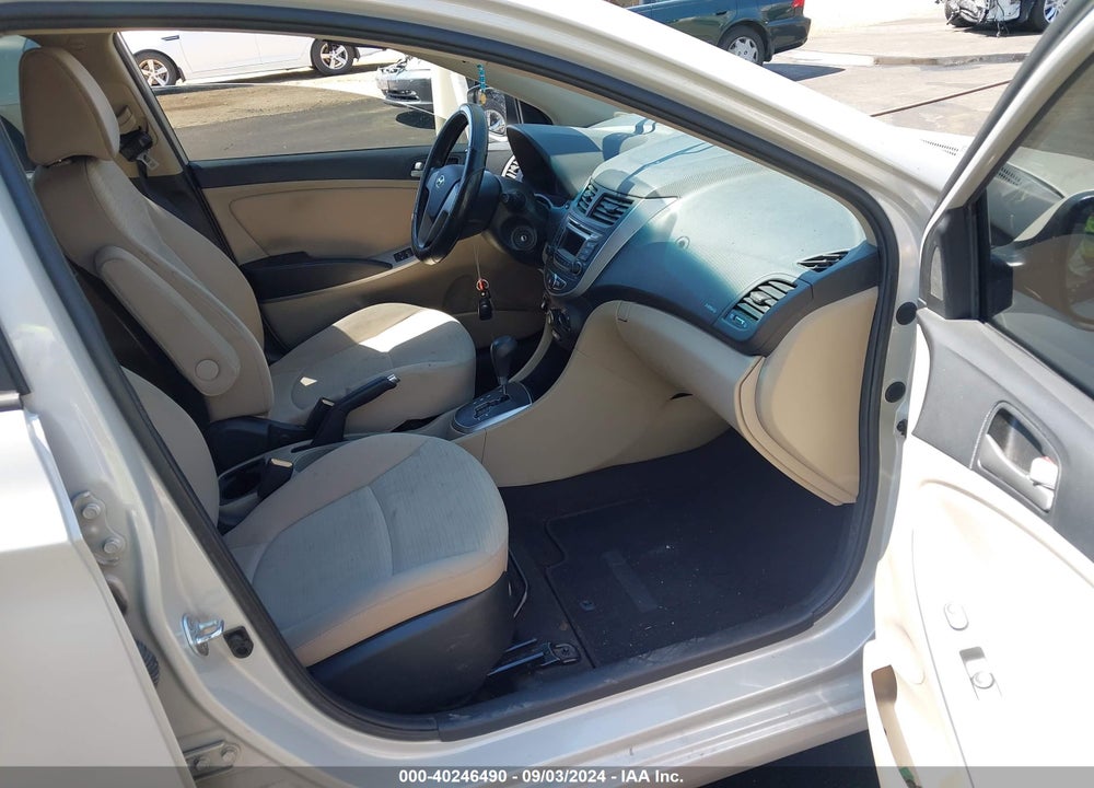2015 HYUNDAI ACCENT GLS VIN: KMHCT4AE5FU927420