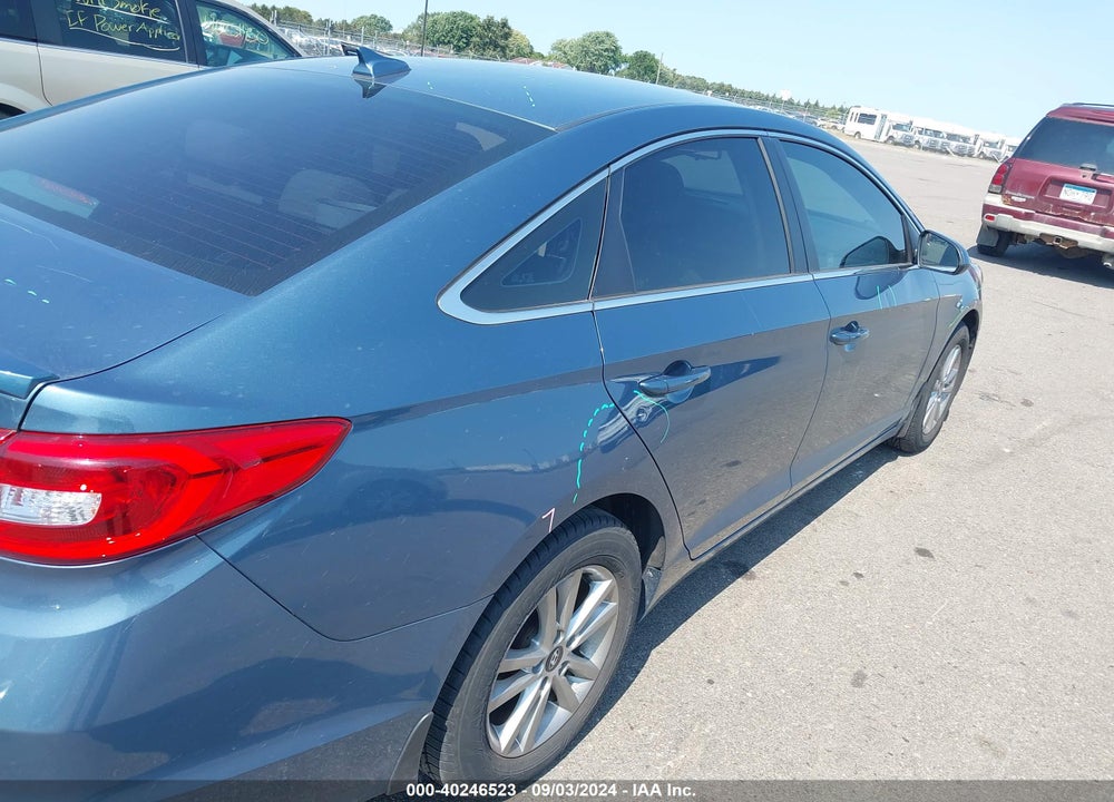 2016 HYUNDAI SONATA SE VIN: 5NPE24AF0GH407095