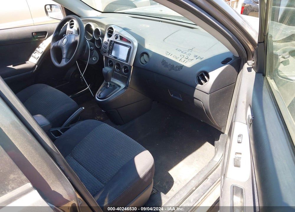 2005 TOYOTA MATRIX VIN: 2T1KR32E15C442579
