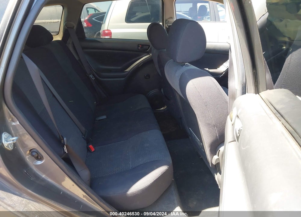 2005 TOYOTA MATRIX VIN: 2T1KR32E15C442579