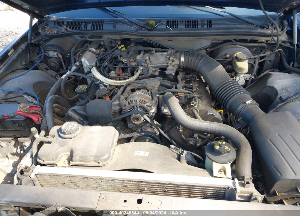 2004 FORD CROWN VICTORIA POLICE VIN: 2FAHP71W74X158522