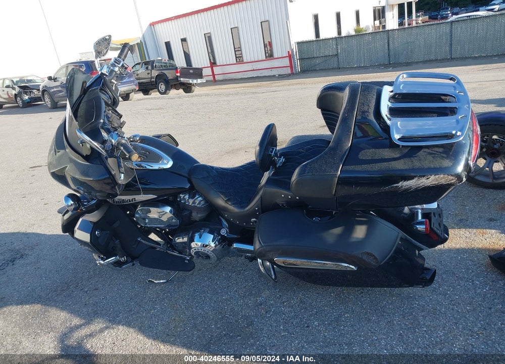 2021 INDIAN MOTORCYCLE CO. ROADMASTER LIMITED VIN: 56KTKABB0M3400196
