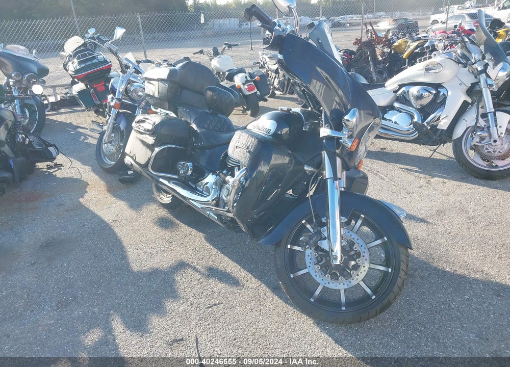 2021 INDIAN MOTORCYCLE CO. ROADMASTER LIMITED VIN: 56KTKABB0M3400196