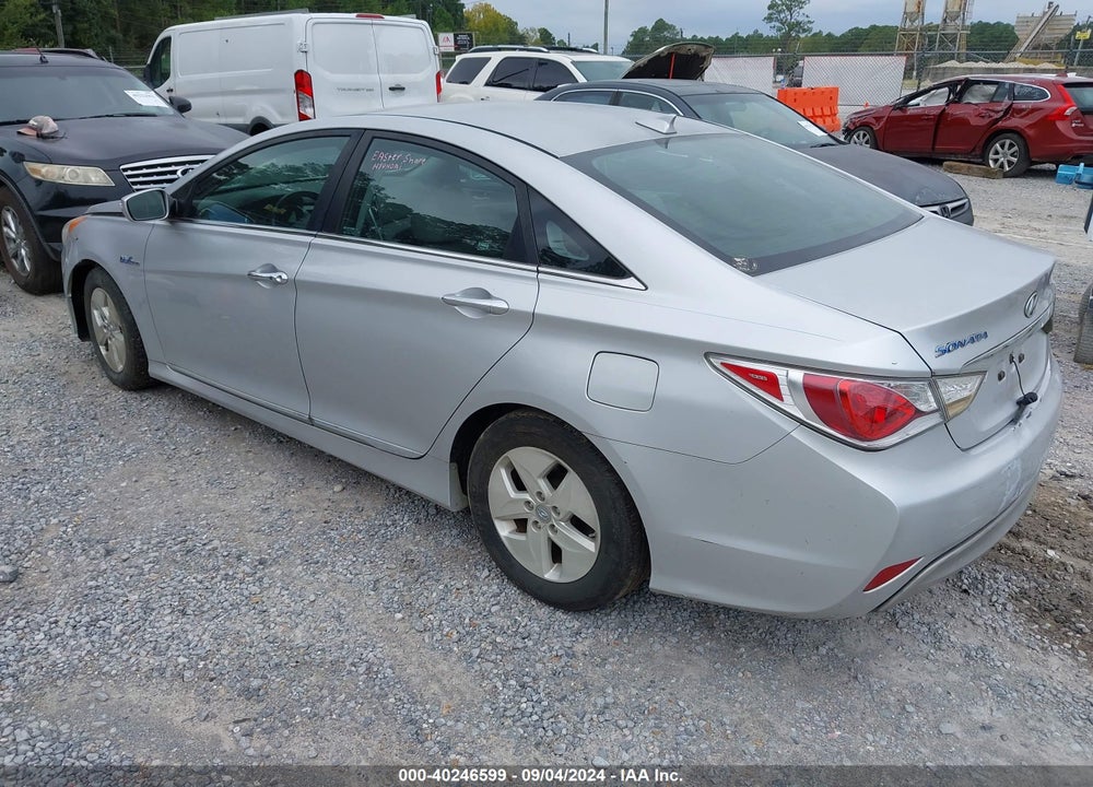 2012 HYUNDAI SONATA VIN: KMHEC4A45CA039683