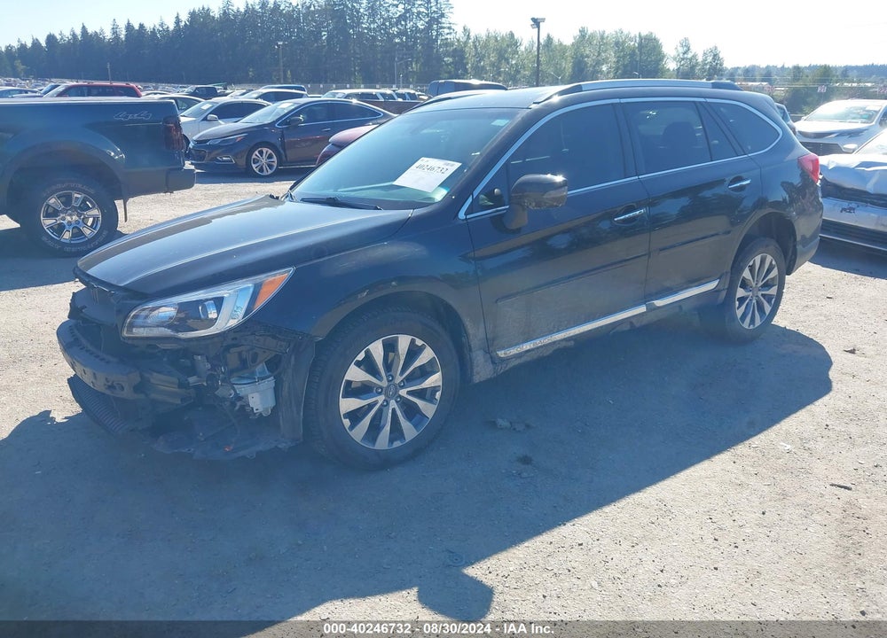 2017 SUBARU OUTBACK 3.6R TOURING VIN: 4S4BSETC5H3360635