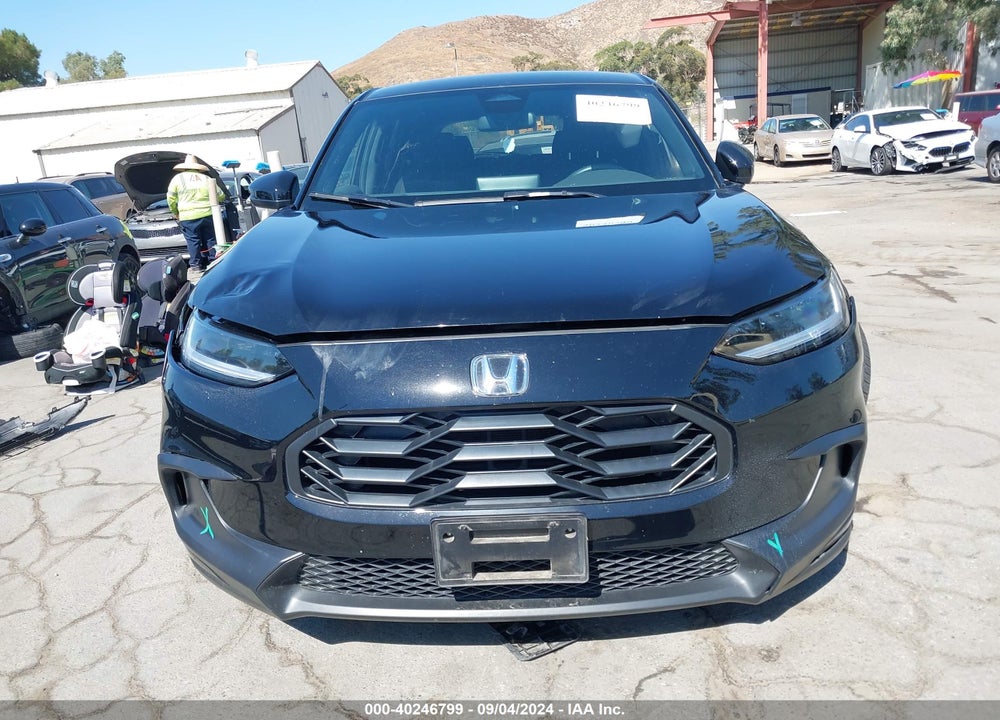 2024 HONDA HR-V 2WD SPORT/2WD SPORT W/O BSI VIN: 3CZRZ1H53RM736213