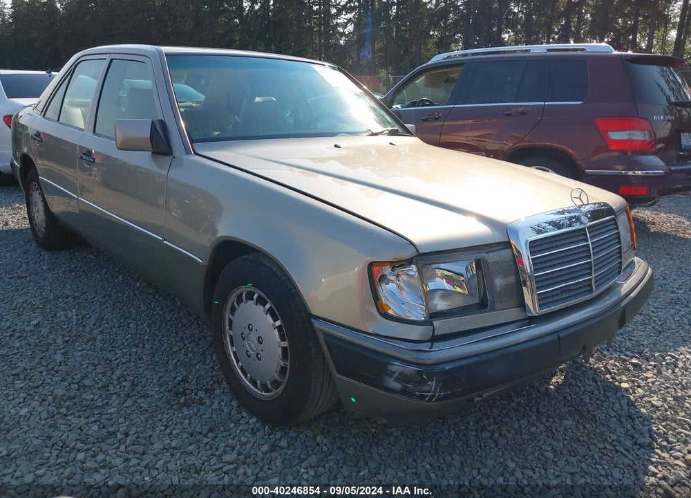 1992 MERCEDES-BENZ 300 E 2.6 VIN: WDBEA26D2NB695469