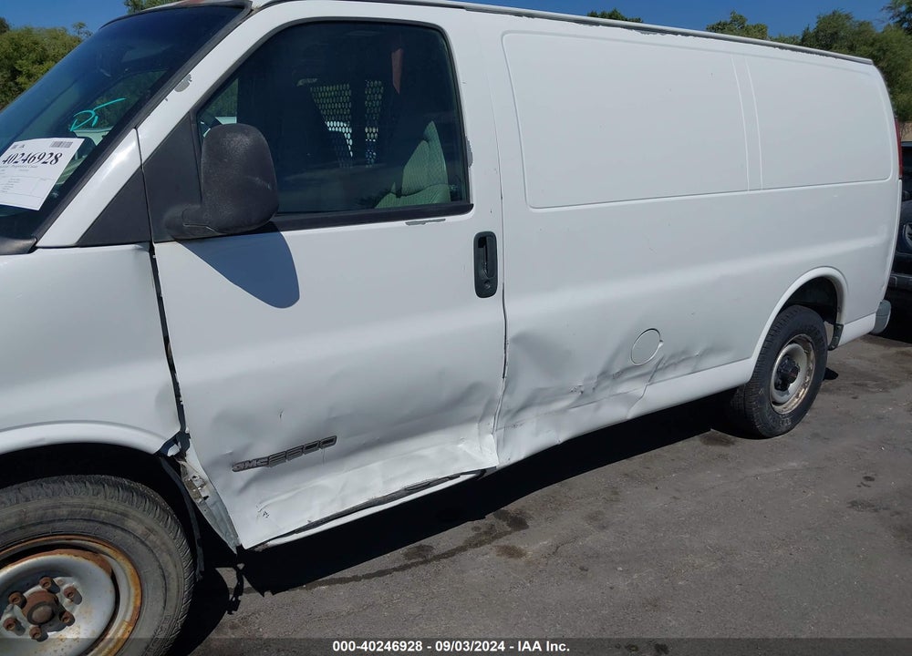 1999 GMC SAVANA STANDARD VIN: 1GTFG25R8X1001376