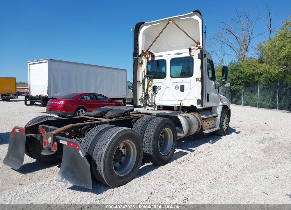2016 FREIGHTLINER CASCADIA 125 VIN: 3AKJGEDV3GDGX7561