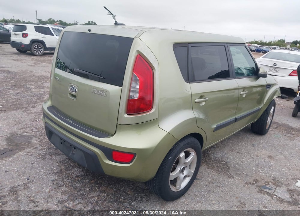 2012 KIA SOUL VIN: KNDJT2A65C7468814