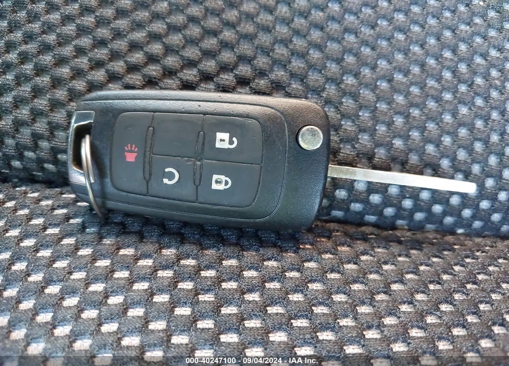 2017 CHEVROLET EQUINOX VIN: 2GNFLFEK5H6311447