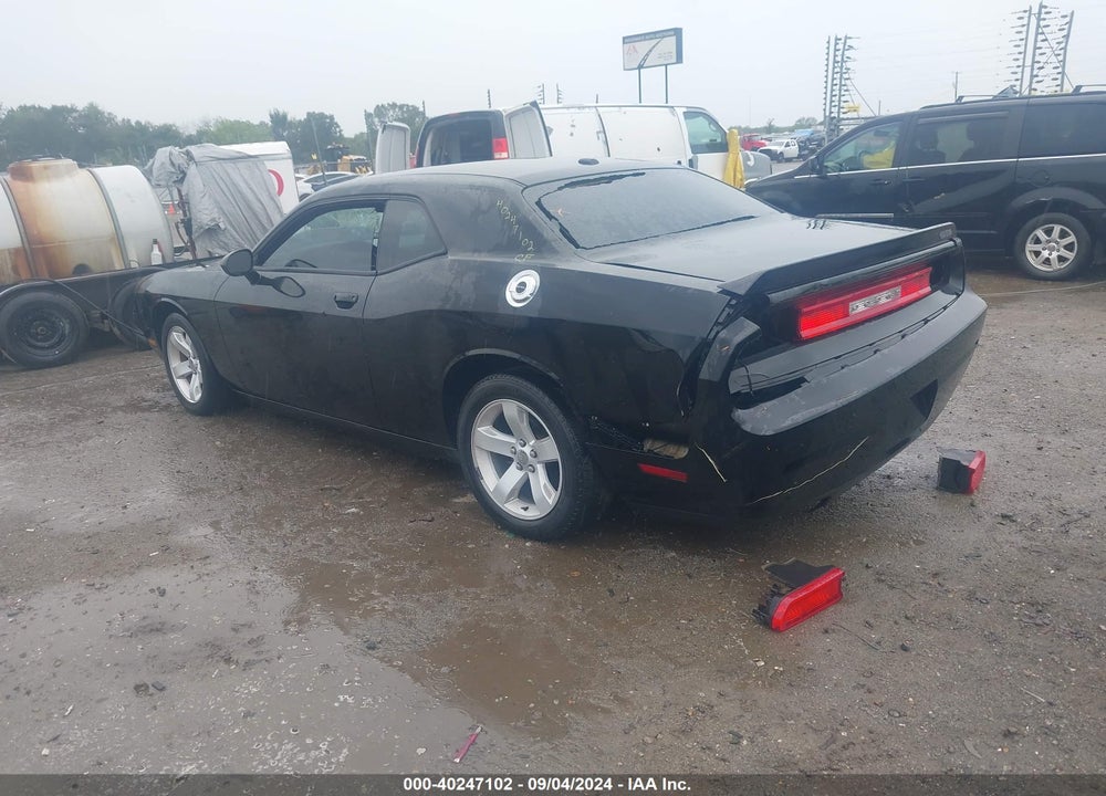 2013 DODGE CHALLENGER SXT VIN: 2C3CDYAG0DH579024