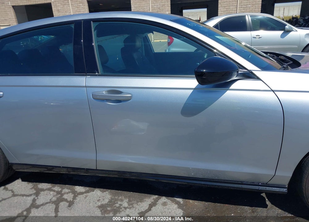 2024 HONDA ACCORD HYBRID SPORT-L VIN: 1HGCY2F73RA055637