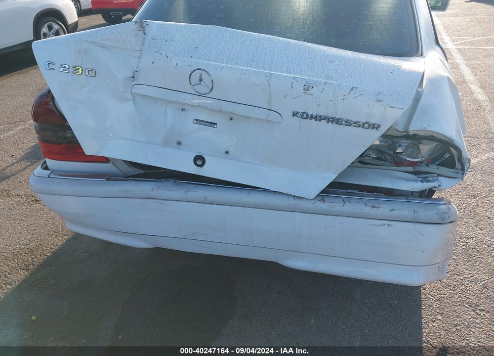 2000 MERCEDES-BENZ C 230 KOMPRESSOR VIN: WDBHA24G0YA839024