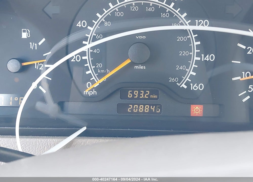 2000 MERCEDES-BENZ C 230 KOMPRESSOR VIN: WDBHA24G0YA839024